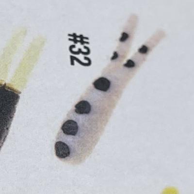 BETTS SPIN W/SPARE BODY 1/16 OZ 1 1/4" GRUB WHITE/BLACK SPOTS